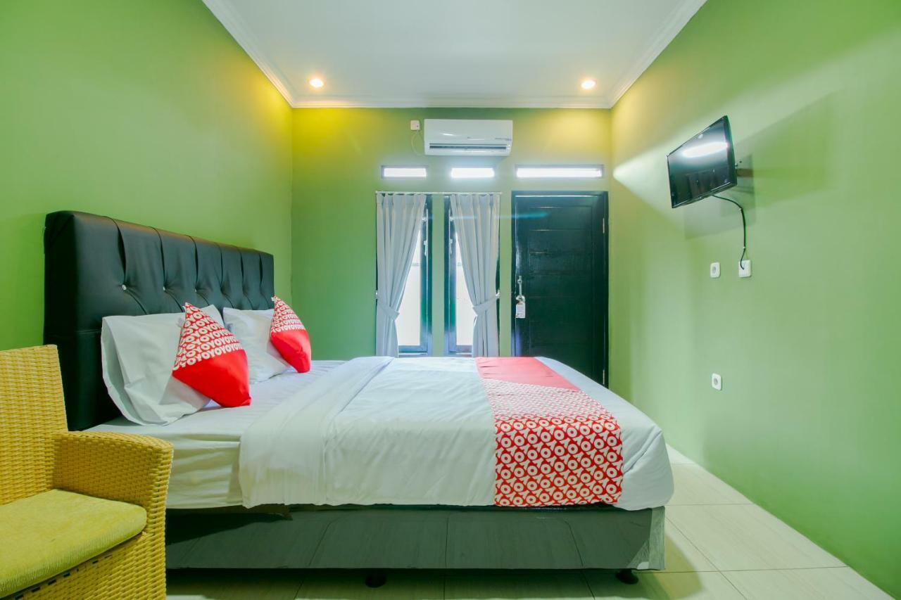Oyo 1014 Bettah Coba 2 Sukabumi Hotel Exterior foto