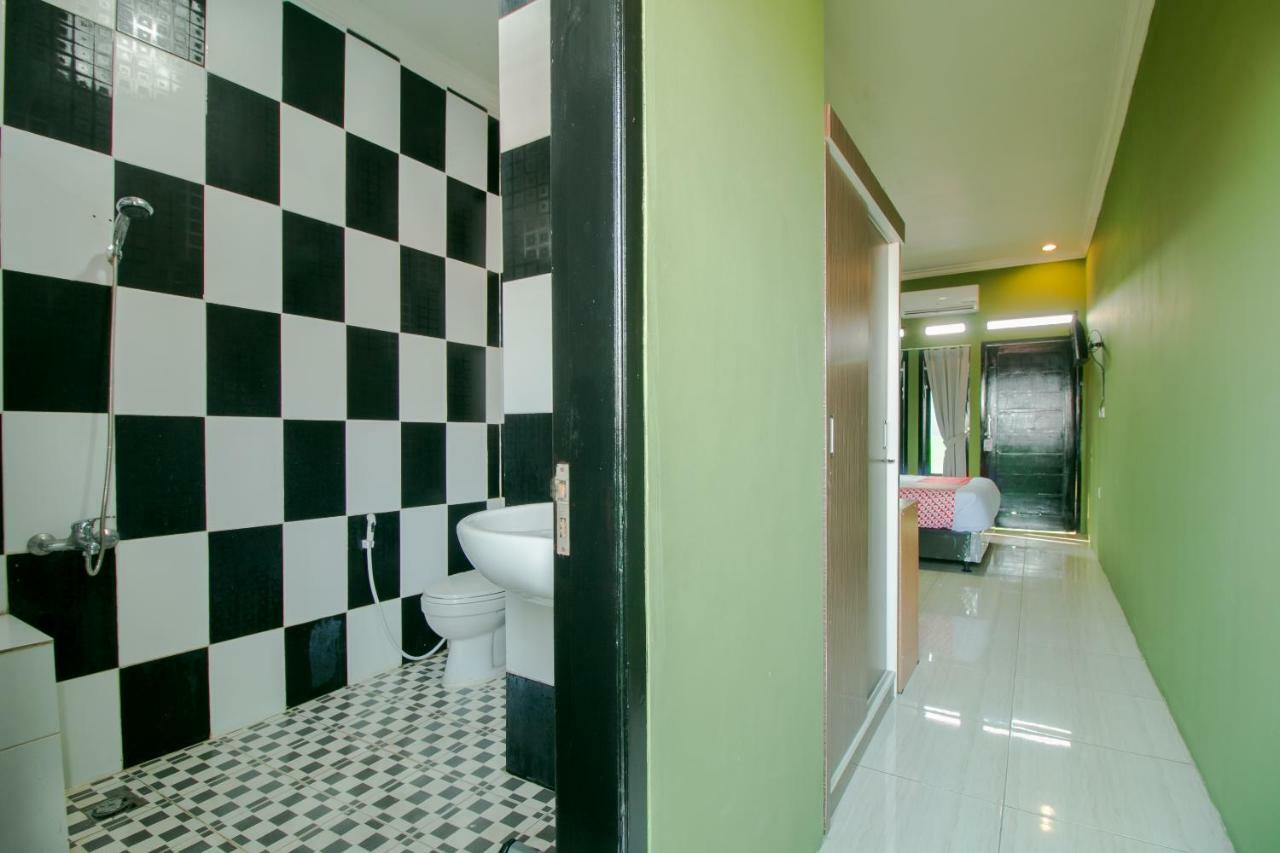 Oyo 1014 Bettah Coba 2 Sukabumi Hotel Exterior foto